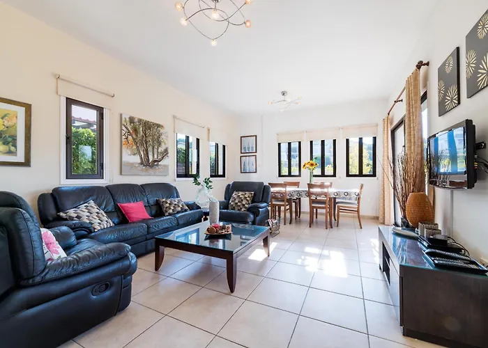 Sunnyside Family Protaras